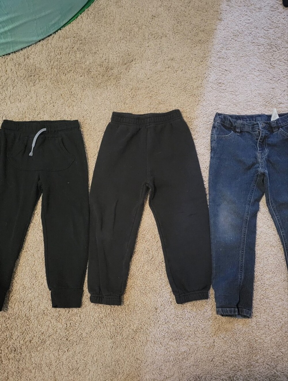 Cat & Jack Kids Black and Blue Bottoms Trio - Jeans and Joggers